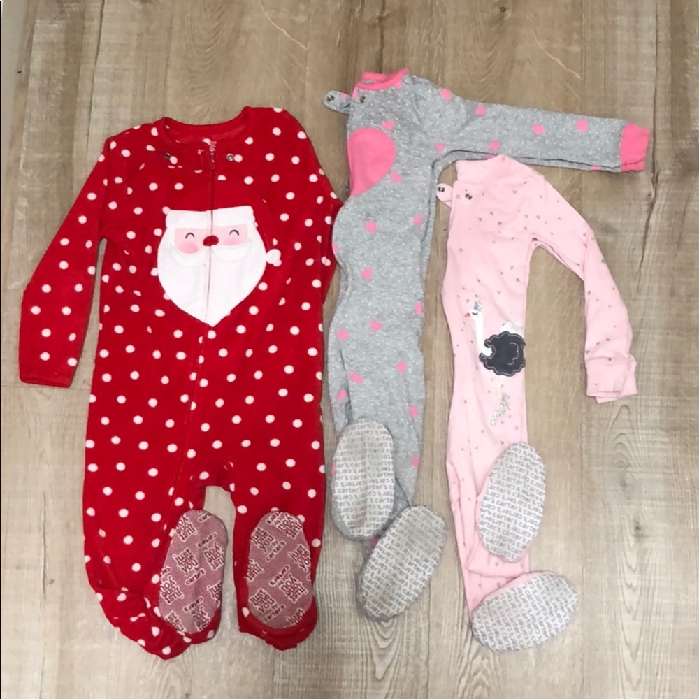 2T pj bundle- 3 Footed zip front pj by Carter’s